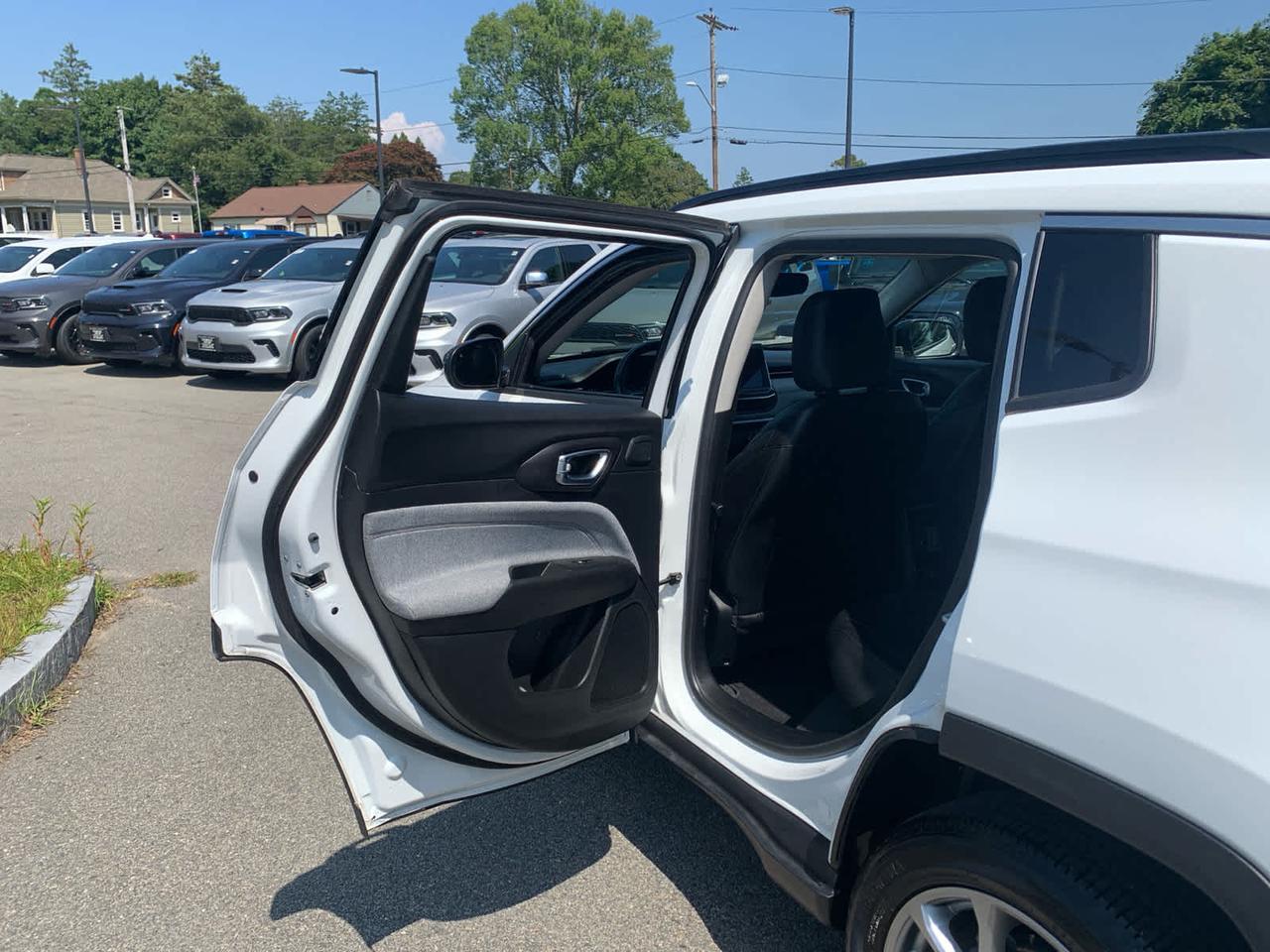 2022 Jeep Compass Latitude Lux Dartmouth MA
