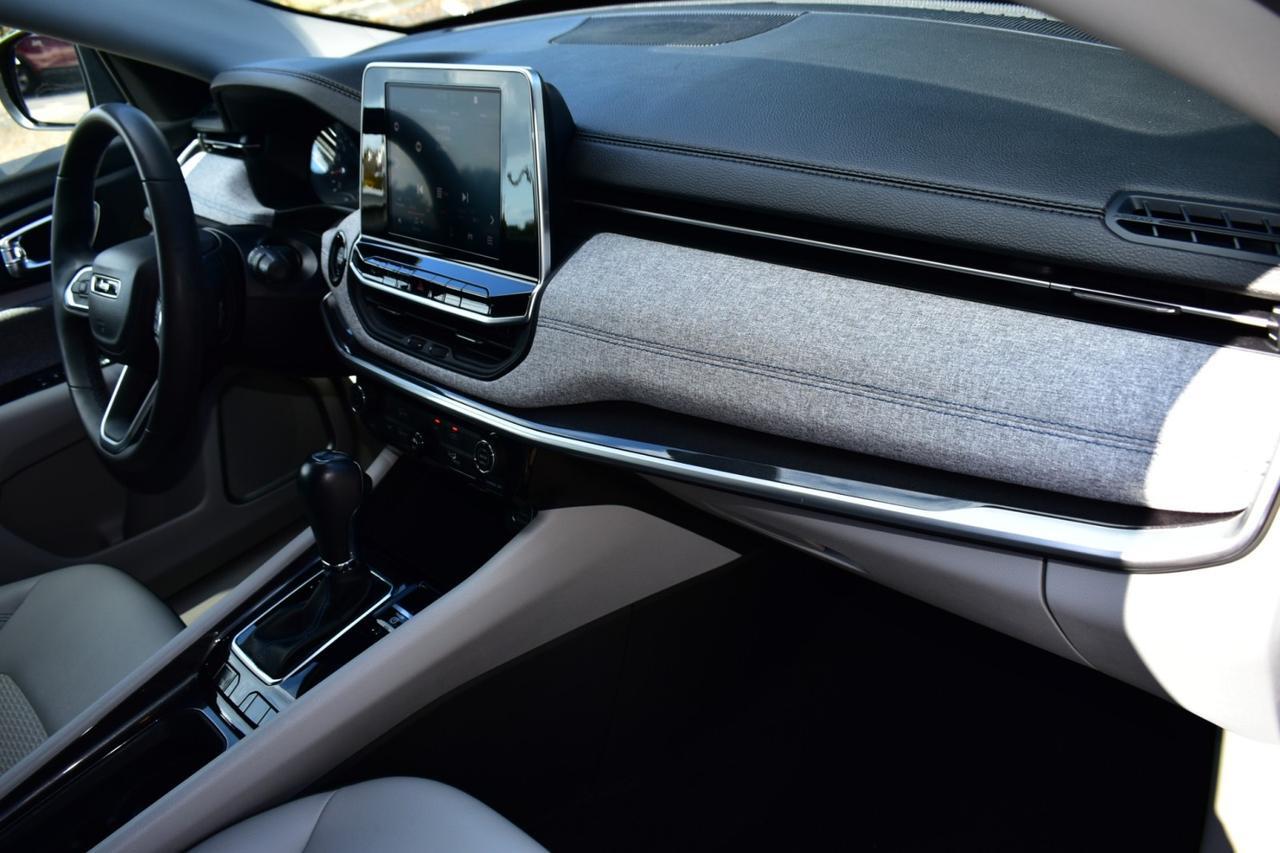 2022 Jeep Compass Latitude Tampa FL