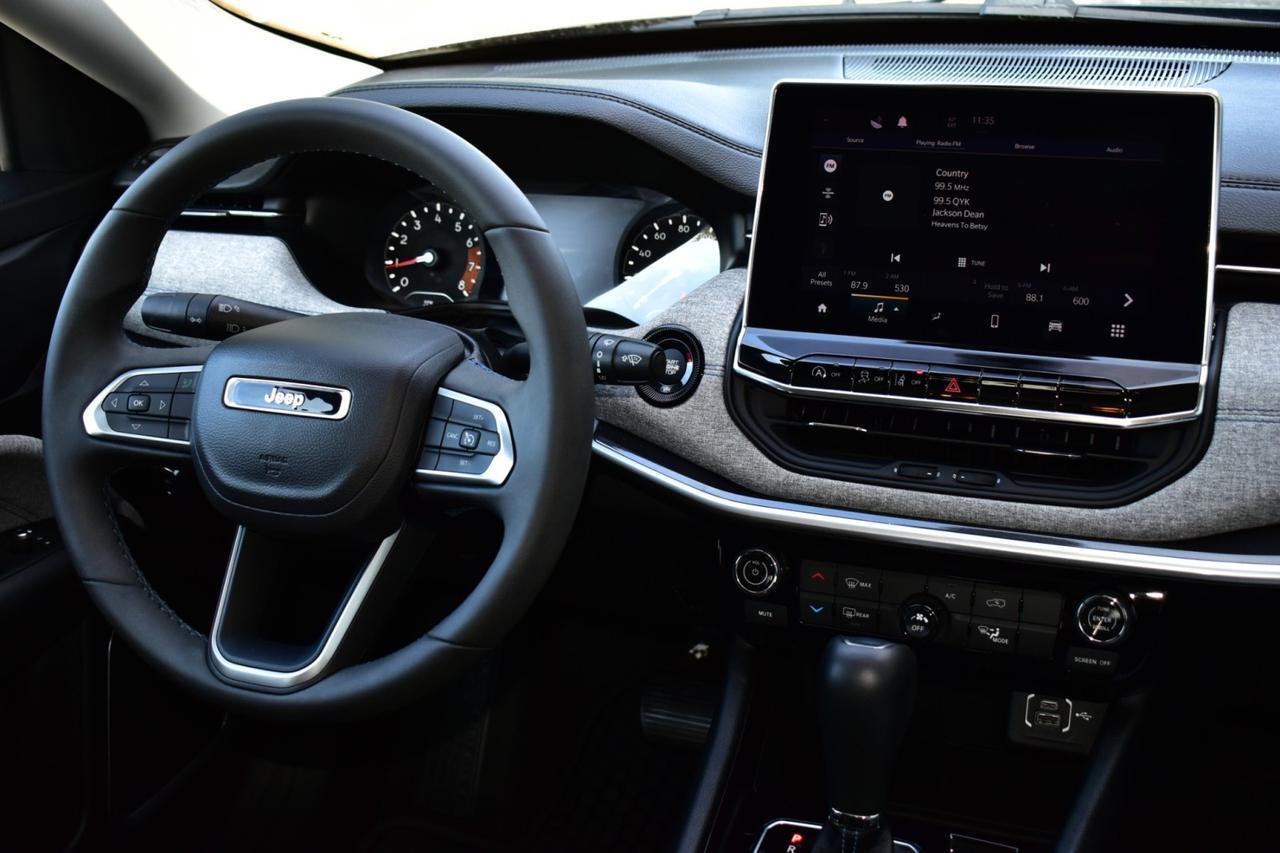 2022 Jeep Compass Latitude Tampa FL