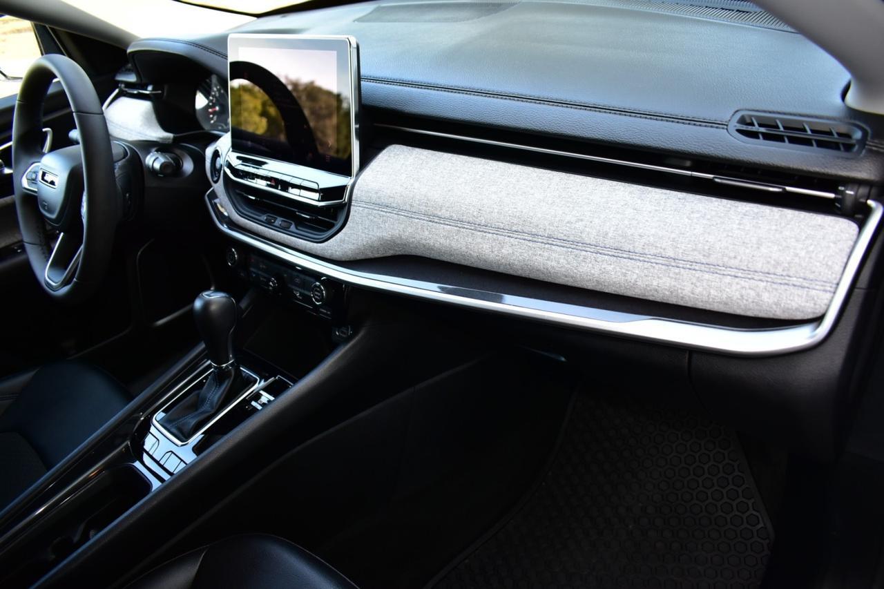 2022 Jeep Compass Latitude Tampa FL