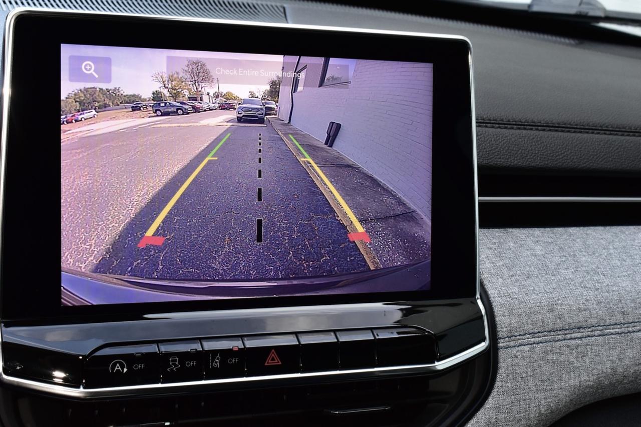 2022 Jeep Compass Latitude Tampa FL