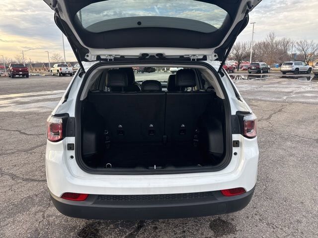 2022 Jeep Compass Latitude Carbondale IL