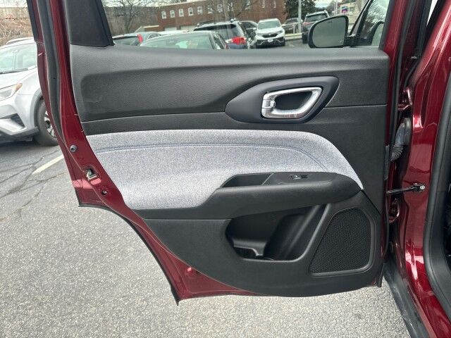 2022 Jeep Compass Latitude Worcester MA