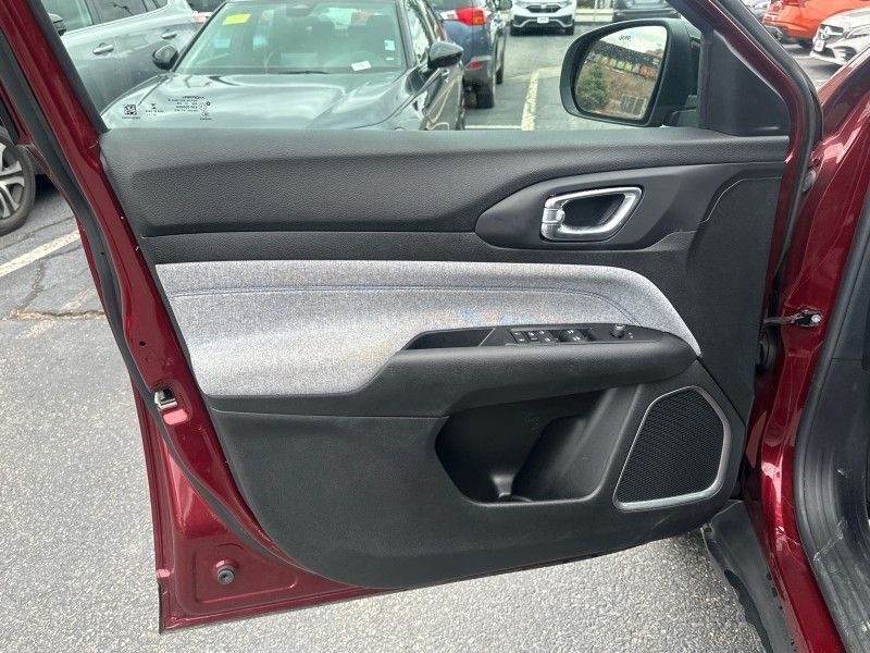 2022 Jeep Compass Latitude Worcester MA