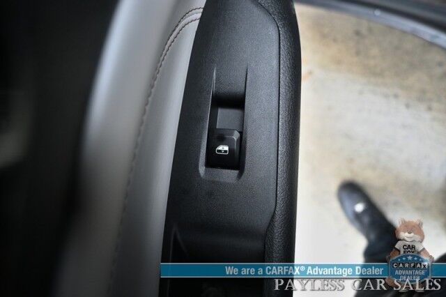 2022 Jeep Compass Limited / 4X4 / Auto Start / Power & Heated Leather Seats / Heated Steering Wheel / Adaptive Cruise Control / Lane Depart & Blind Spot Alert / Apple CarPlay & Android Auto / Back Up Camera / 30 MPG Anchorage AK