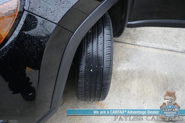 2022 Jeep Compass Limited / 4X4 / Auto Start / Power & Heated Leather Seats / Heated Steering Wheel / Adaptive Cruise Control / Lane Depart & Blind Spot Alert / Apple CarPlay & Android Auto / Back Up Camera / 30 MPG Anchorage AK