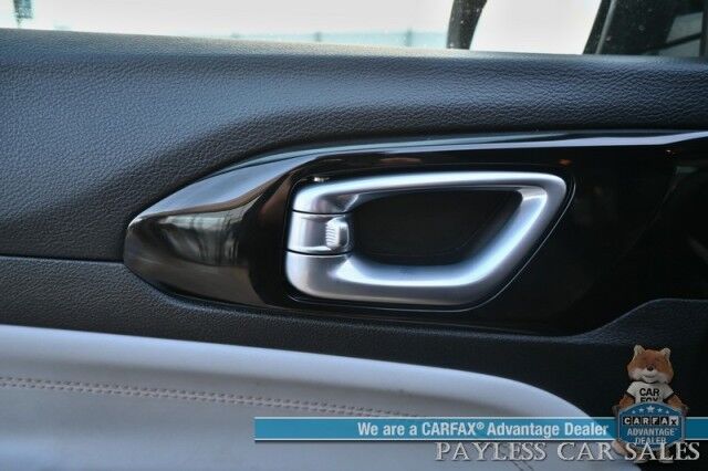 2022 Jeep Compass Limited / 4X4 / Auto Start / Power & Heated Leather Seats / Heated Steering Wheel / Sunroof / Alpine Speakers / Adaptive Cruise / Lane Depart & Blind Spot / Apple CarPlay & Android Auto / Back Up Cam / Block Heater / 1-Owner Anchorage AK