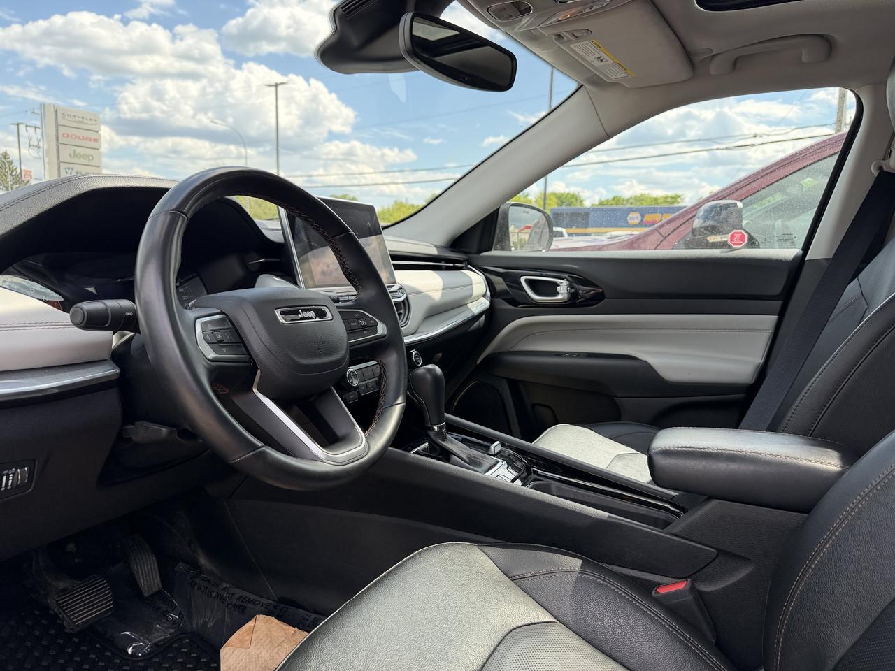 2022 Jeep Compass Limited 4x4 | Low KMs | Pano Sunroof | Alpine Audio | Heated Leather Seats | Remote Start Redwater AB