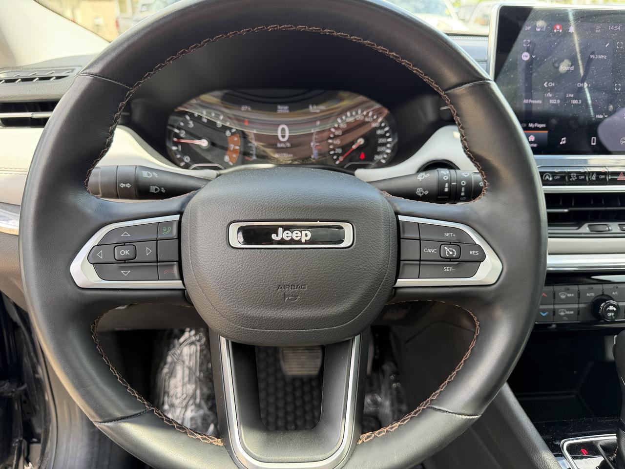 2022 Jeep Compass Limited 4x4 | Low KMs | Pano Sunroof | Alpine Audio | Heated Leather Seats | Remote Start Redwater AB