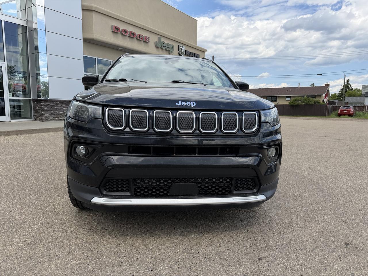 2022 Jeep Compass Limited 4x4 | Low KMs | Pano Sunroof | Alpine Audio | Heated Leather Seats | Remote Start Redwater AB