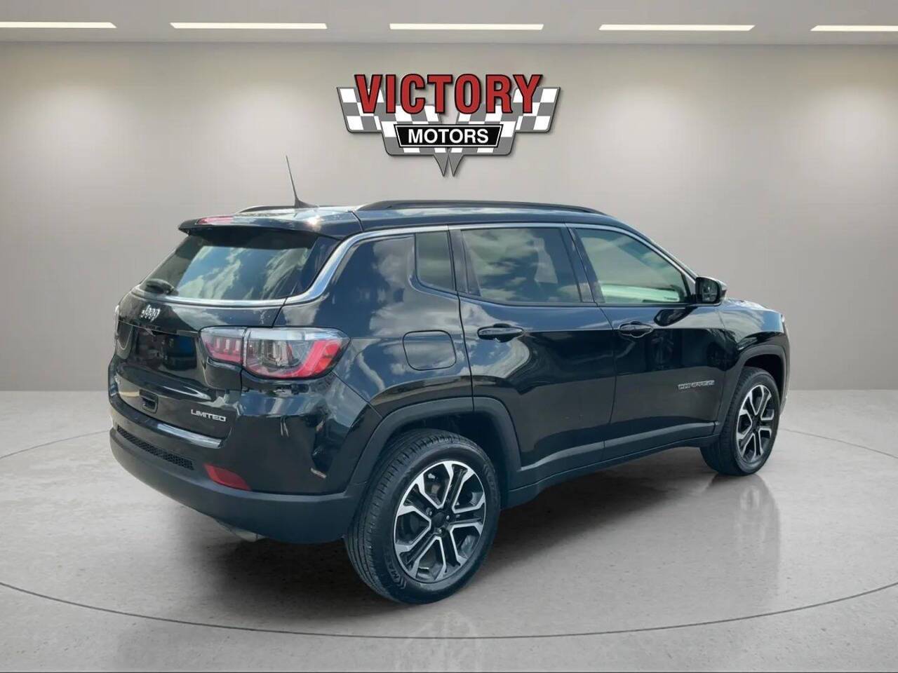 2022 Jeep Compass Limited 4x4 4dr SUV Chesterfield MI