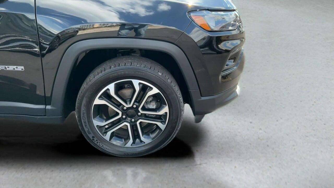 2022 Jeep Compass Limited 4x4 4dr SUV Chesterfield MI