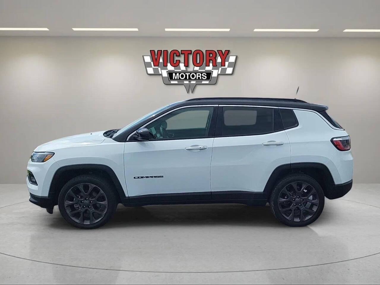 2022 Jeep Compass Limited 4x4 4dr SUV Chesterfield MI