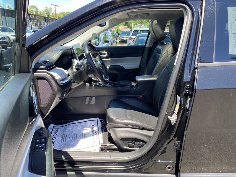 2022 Jeep Compass Limited Bristol  PA