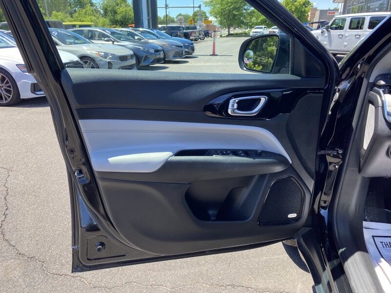 2022 Jeep Compass Limited Bristol  PA