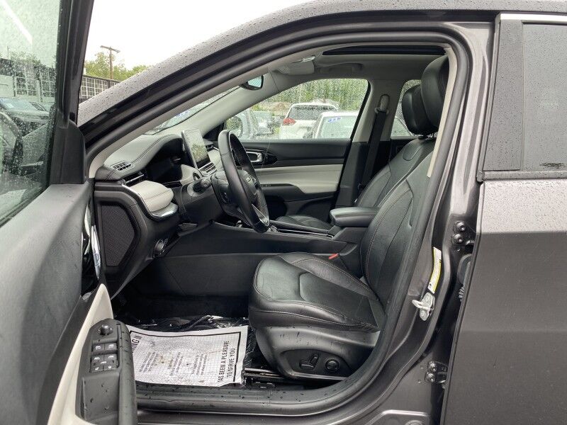 2022 Jeep Compass Limited Bristol  PA