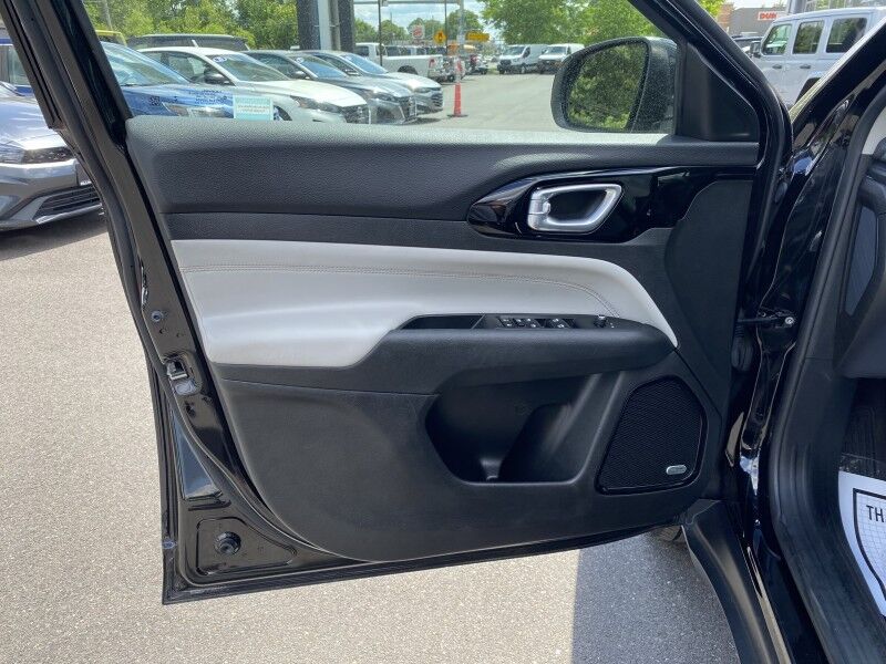 2022 Jeep Compass Limited Springfield PA
