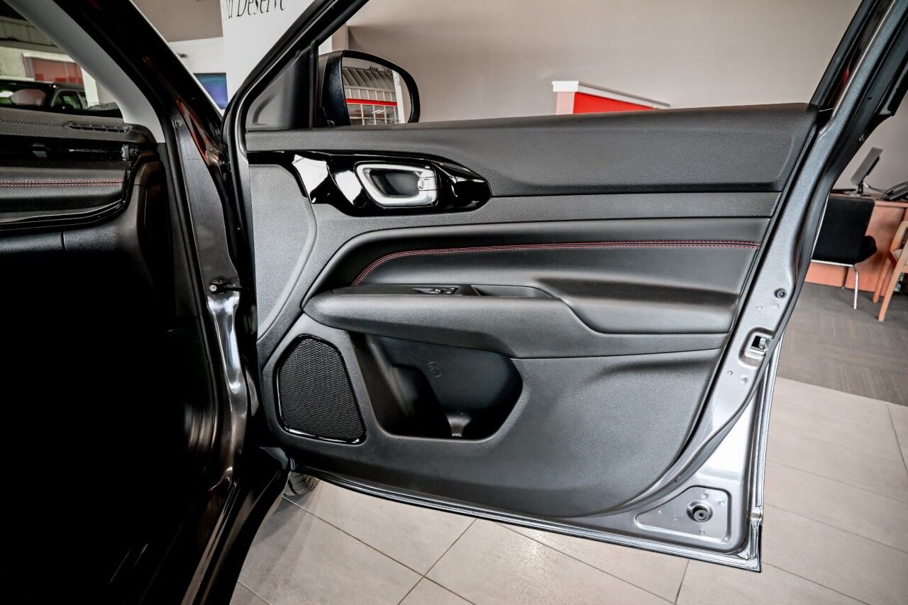 2022 Jeep Compass Trailhawk, Convenience Pkg, CarPlay, Heated Seats, Remote Start Springfield NJ