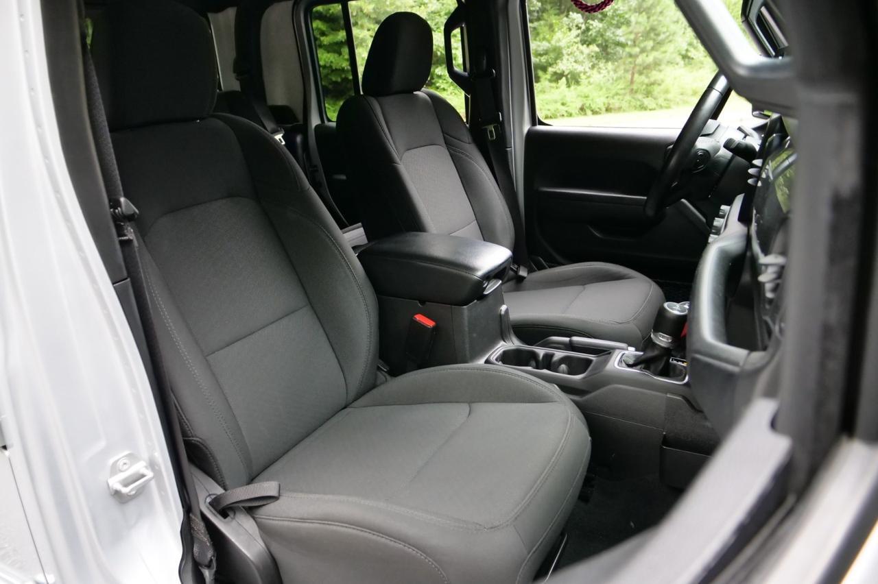 2022 Jeep Gladiator Altitude 4X4 / Upgrades / LED Group / Preferred Package! Lincolnton NC