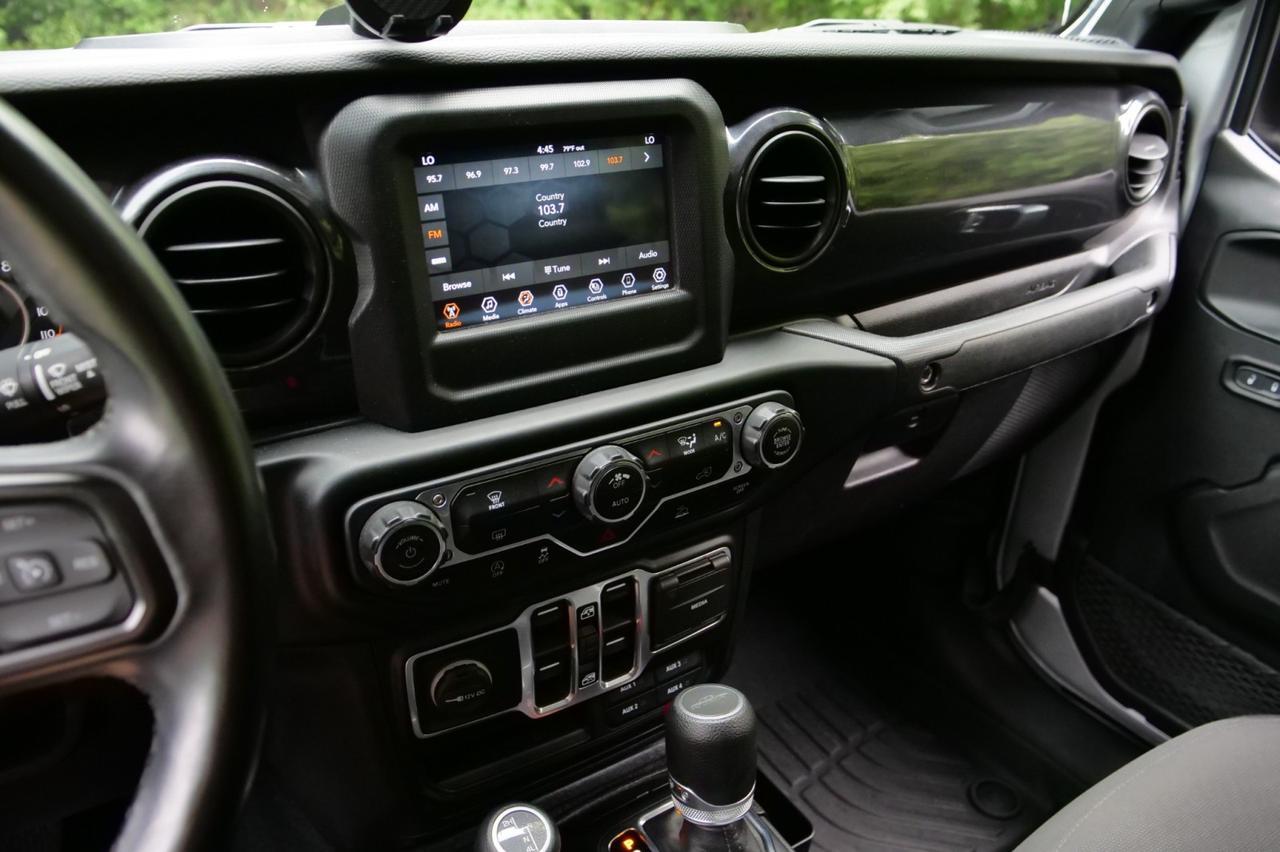 2022 Jeep Gladiator Altitude 4X4 / Upgrades / LED Group / Preferred Package! Lincolnton NC