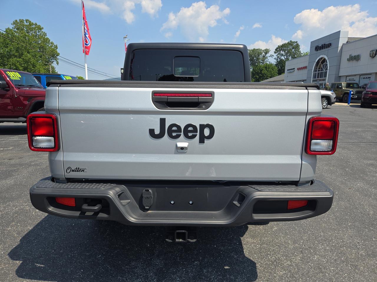 2022 Jeep Gladiator Altitude Hamburg PA