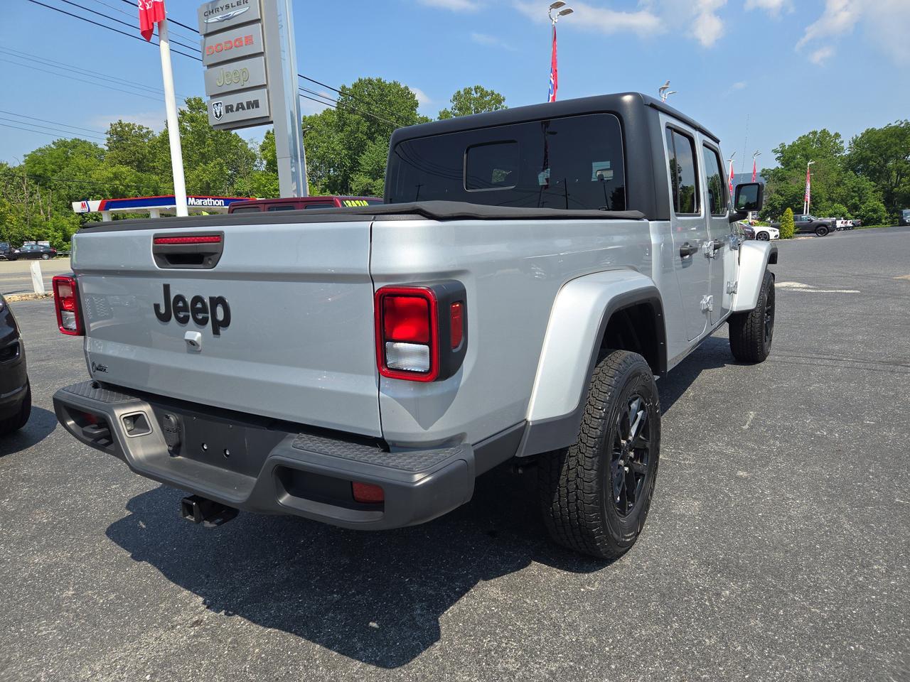 2022 Jeep Gladiator Altitude Hamburg PA