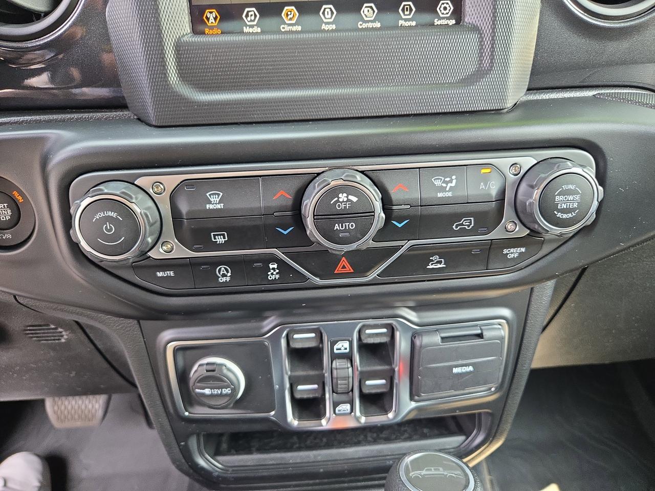 2022 Jeep Gladiator Altitude Hamburg PA