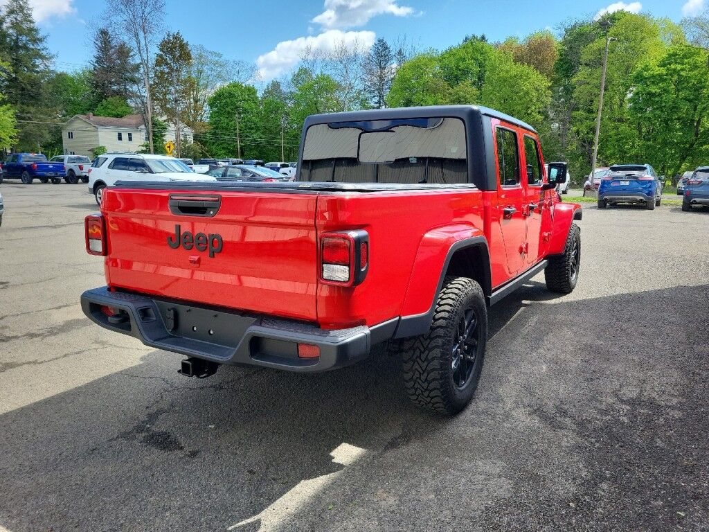 2022 Jeep Gladiator Altitude Owego NY