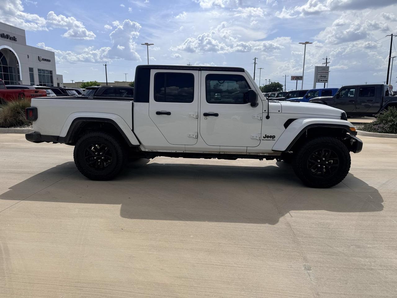 2022 Jeep Gladiator Altitude