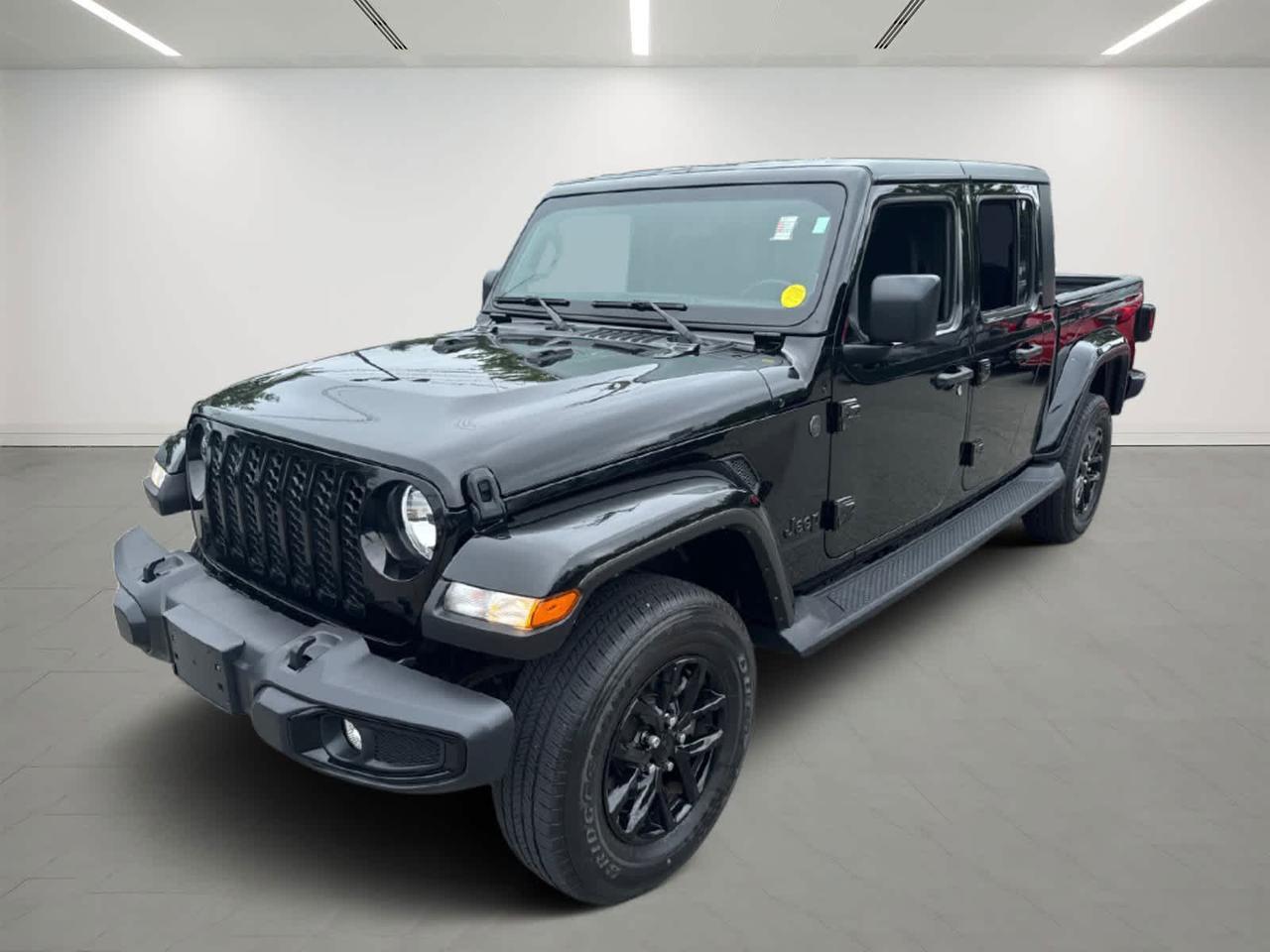 2022 Jeep Gladiator Altitude Dartmouth MA