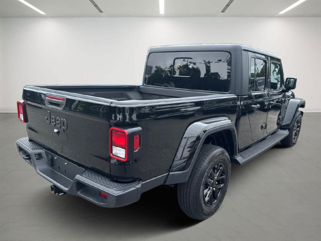 2022 Jeep Gladiator Altitude Dartmouth MA