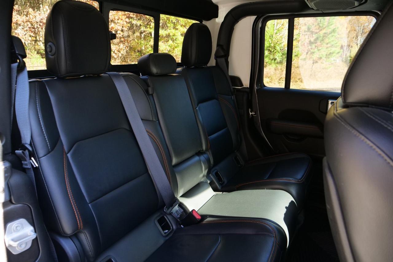 2022 Jeep Gladiator Mojave 4X4 / Wheels & Tires Upgrade / Leather Seats! Lincolnton NC