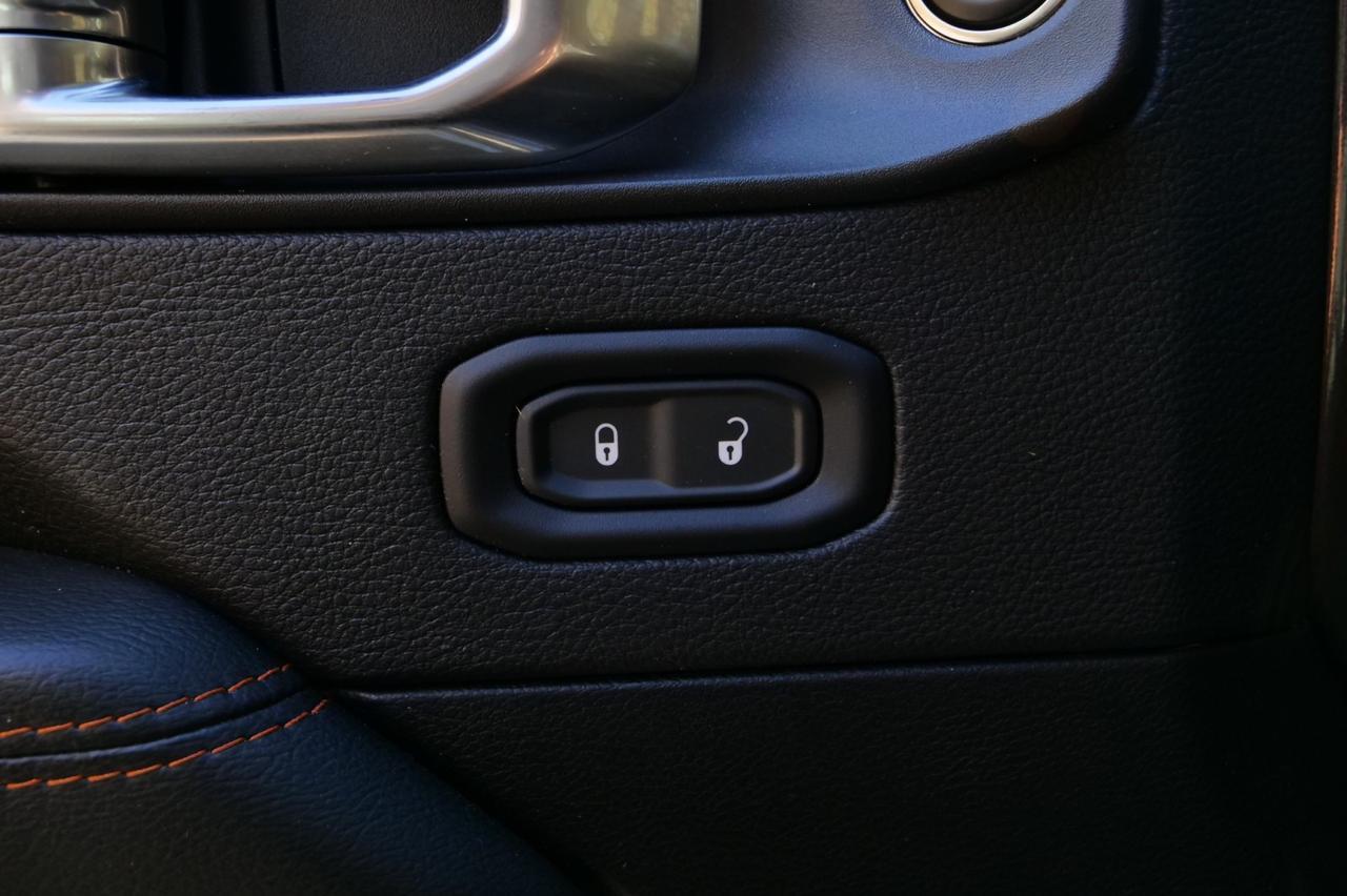 2022 Jeep Gladiator Mojave 4X4 / Wheels & Tires Upgrade / Leather Seats! Lincolnton NC