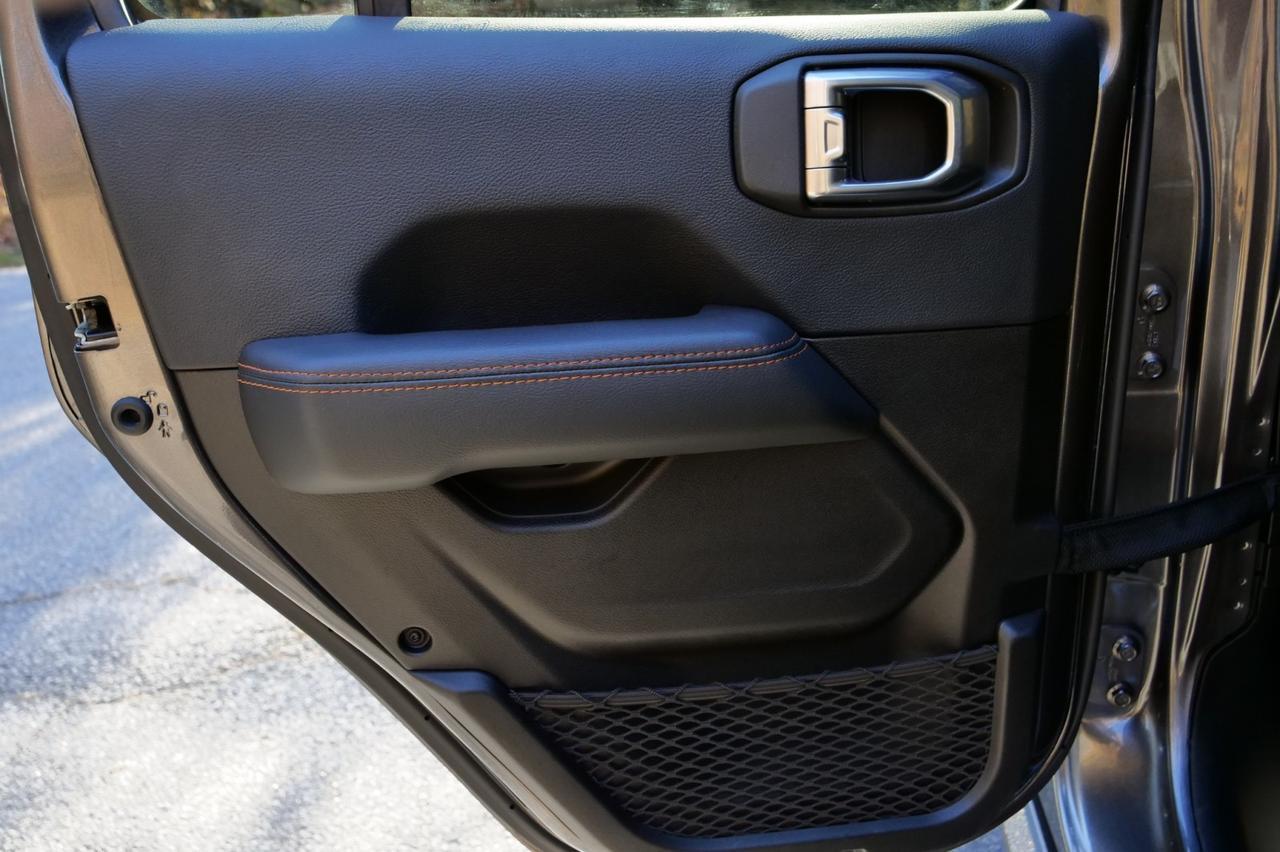 2022 Jeep Gladiator Mojave 4X4 / Wheels & Tires Upgrade / Leather Seats! Lincolnton NC