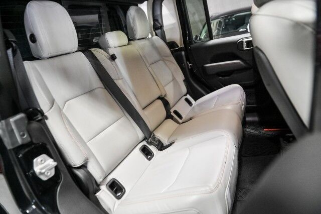 2022 Jeep Gladiator Mojave 4x4 4dr Pickup Chicago IL