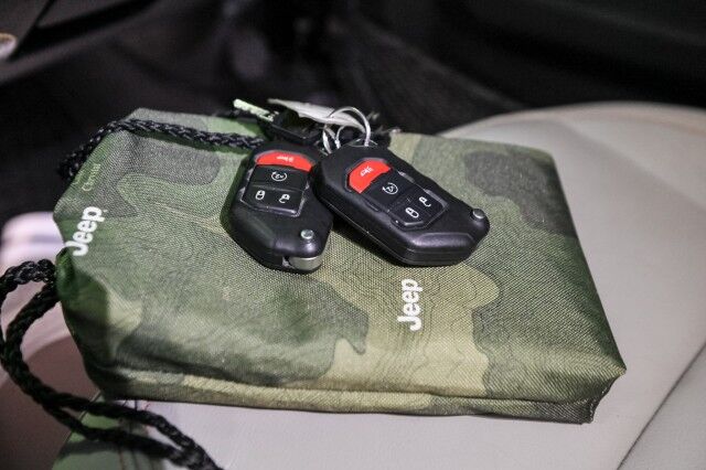 2022 Jeep Gladiator Mojave 4x4 4dr Pickup Chicago IL