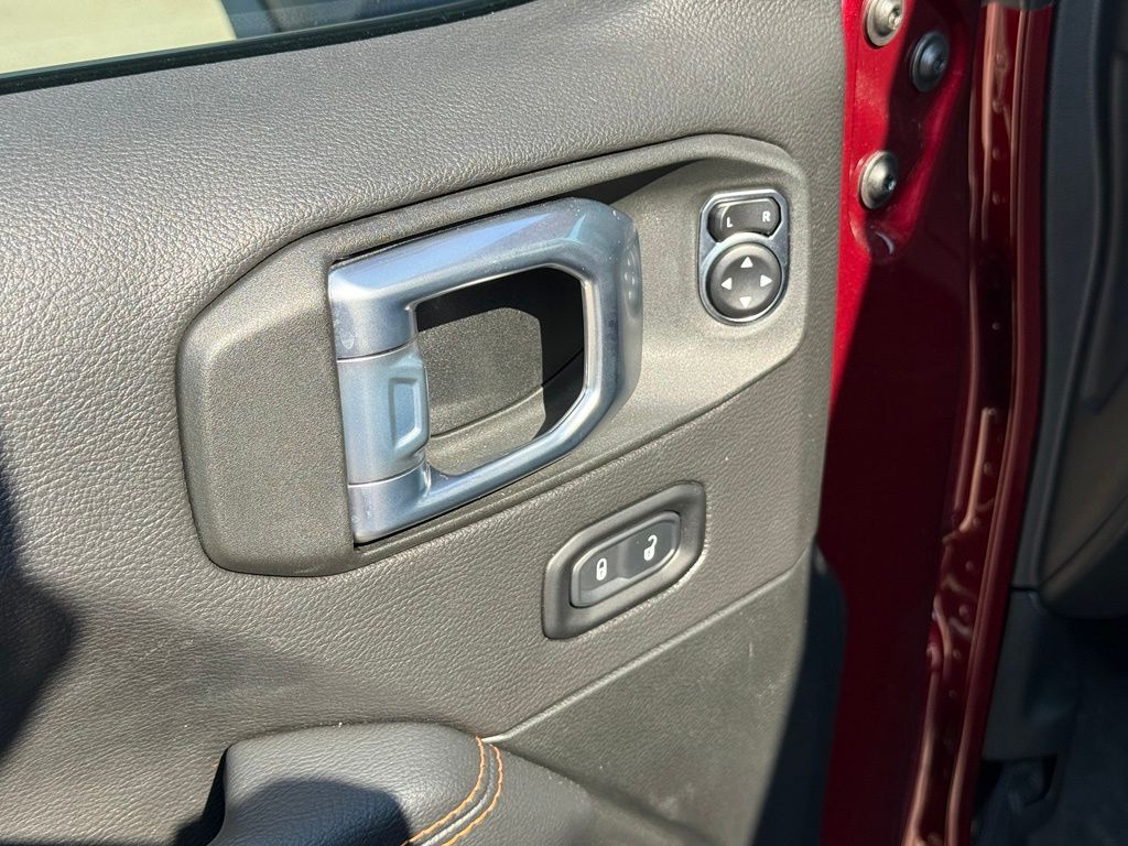 2022 Jeep Gladiator Mojave Crestwood KY