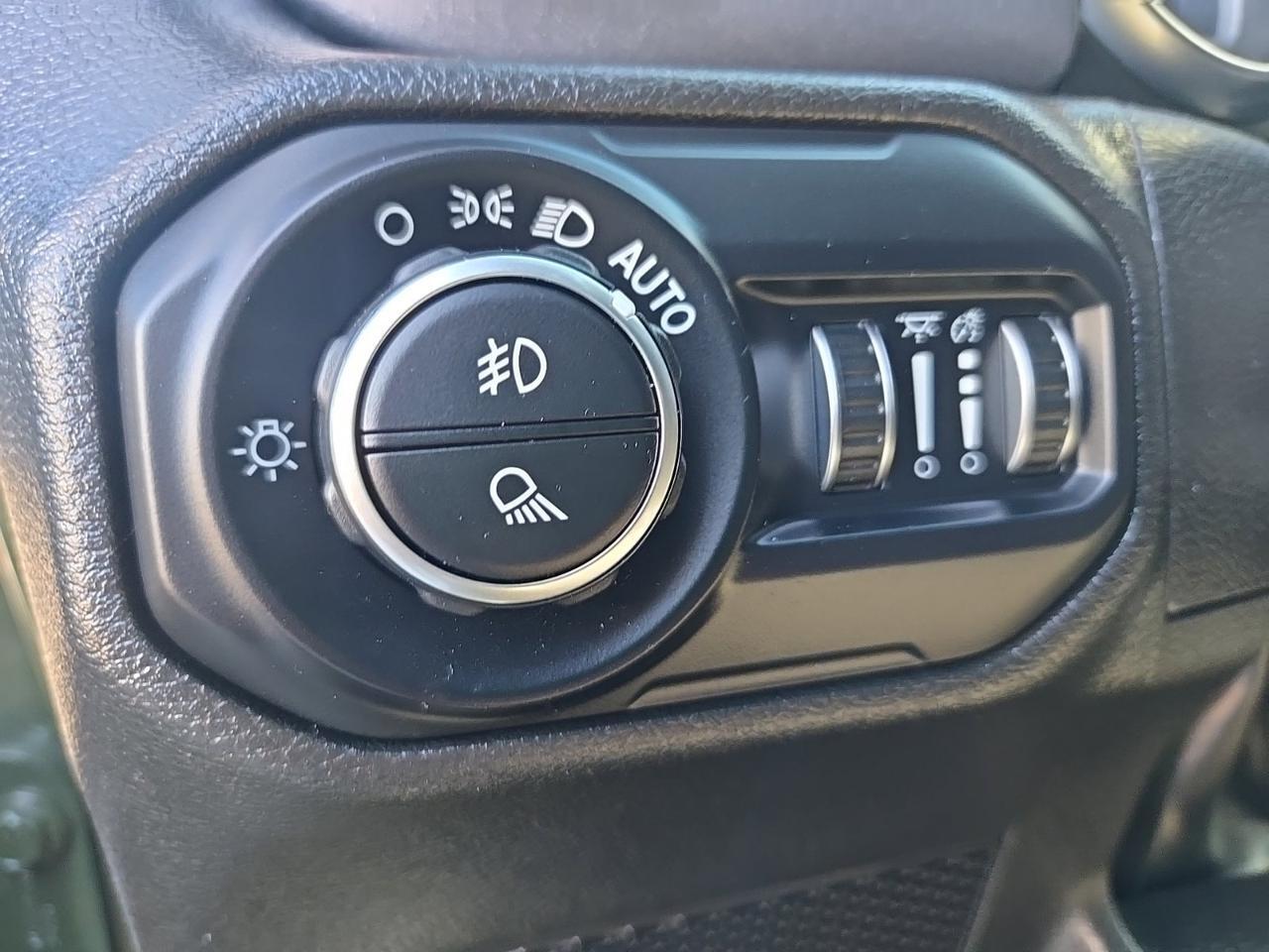 2022 Jeep Gladiator Mojave Fredericksburg VA