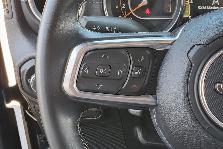 2022 Jeep Gladiator Overland  TX