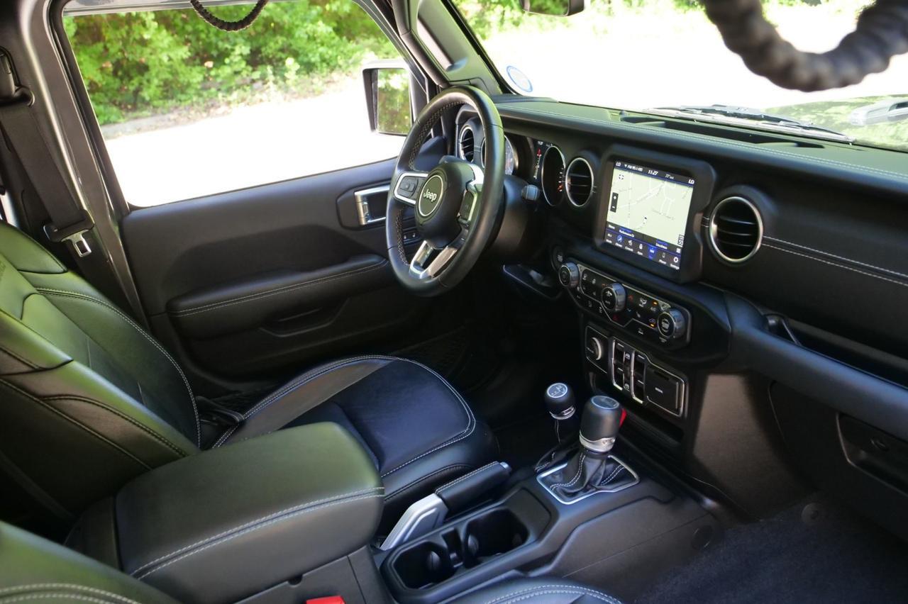 2022 Jeep Gladiator Overland 4X4 / Popular Equipment Package / Leather Seats! Lincolnton NC