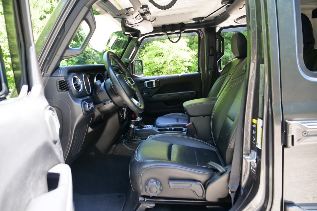 2022 Jeep Gladiator Overland 4X4 / Popular Equipment Package / Leather Seats! Lincolnton NC