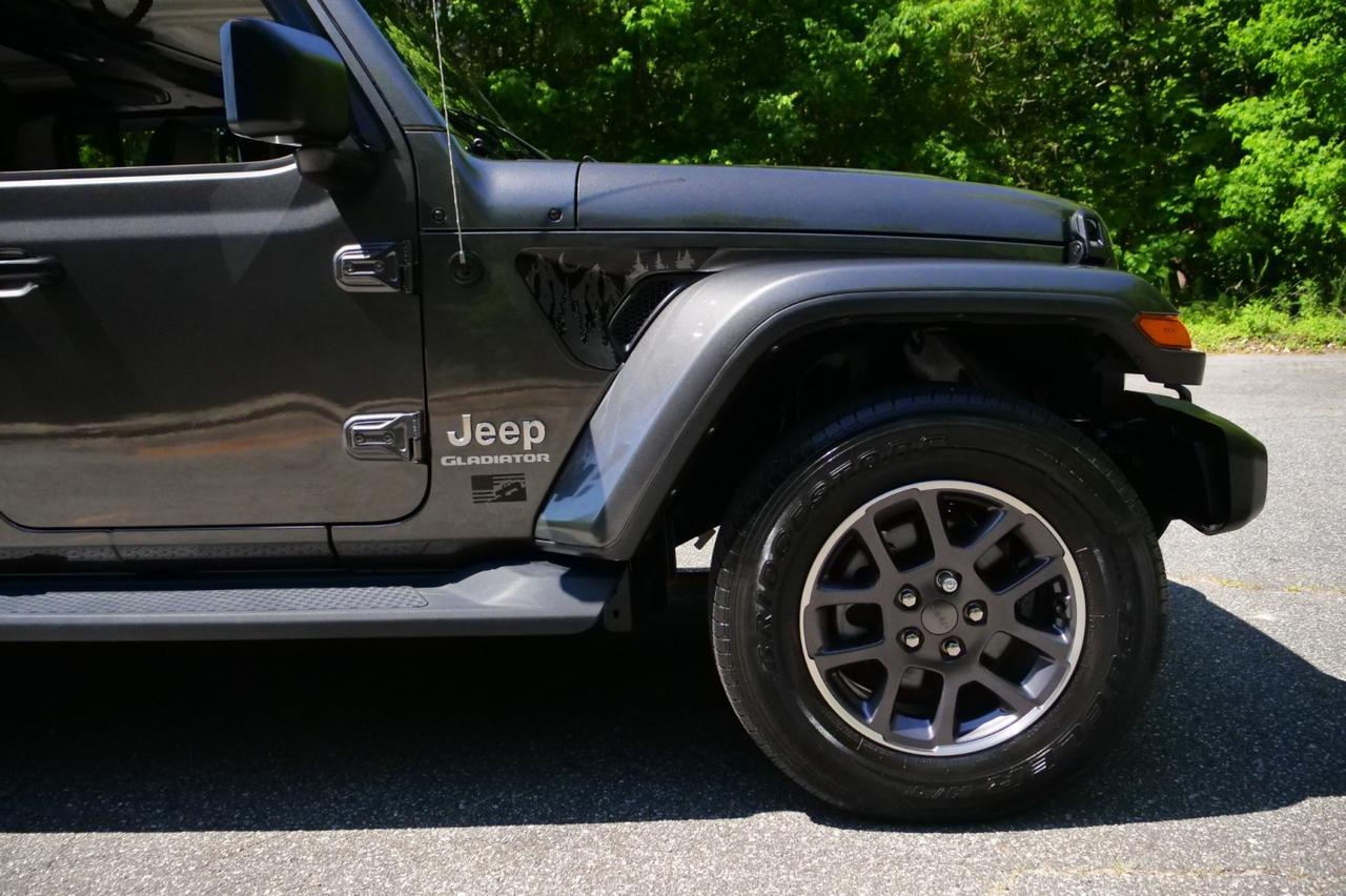 2022 Jeep Gladiator Overland 4X4 / Popular Equipment Package / Leather Seats! Lincolnton NC