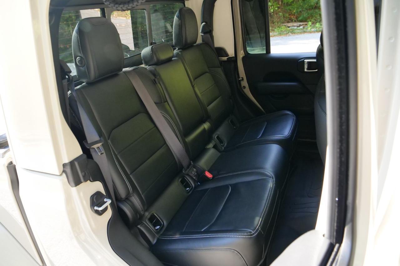 2022 Jeep Gladiator Overland 4X4 / Upgrades / LED Lighting / Heated Seats! Lincolnton NC