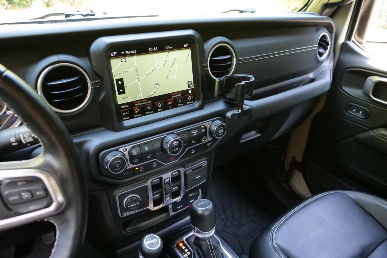 2022 Jeep Gladiator Overland 4X4 / Upgrades / LED Lighting / Heated Seats! Lincolnton NC
