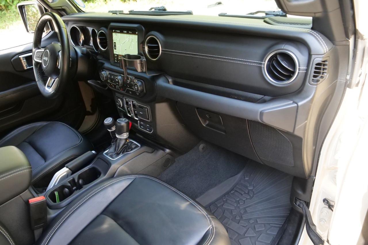 2022 Jeep Gladiator Overland 4X4 / Upgrades / LED Lighting / Heated Seats! Lincolnton NC
