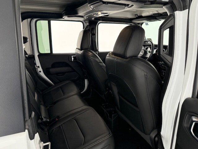 2022 Jeep Gladiator Overland New Braunfels TX