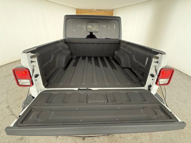 2022 Jeep Gladiator Overland New Braunfels TX