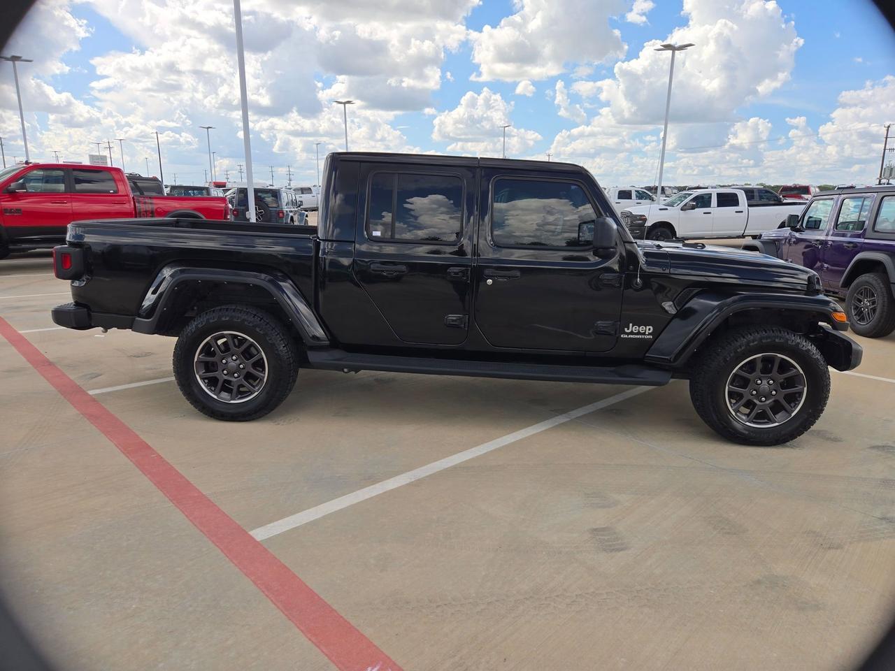 2022 Jeep Gladiator Overland