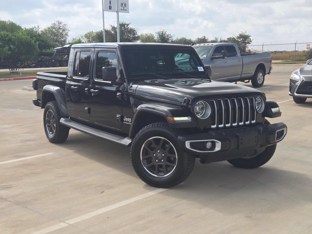 2022 Jeep Gladiator Overland