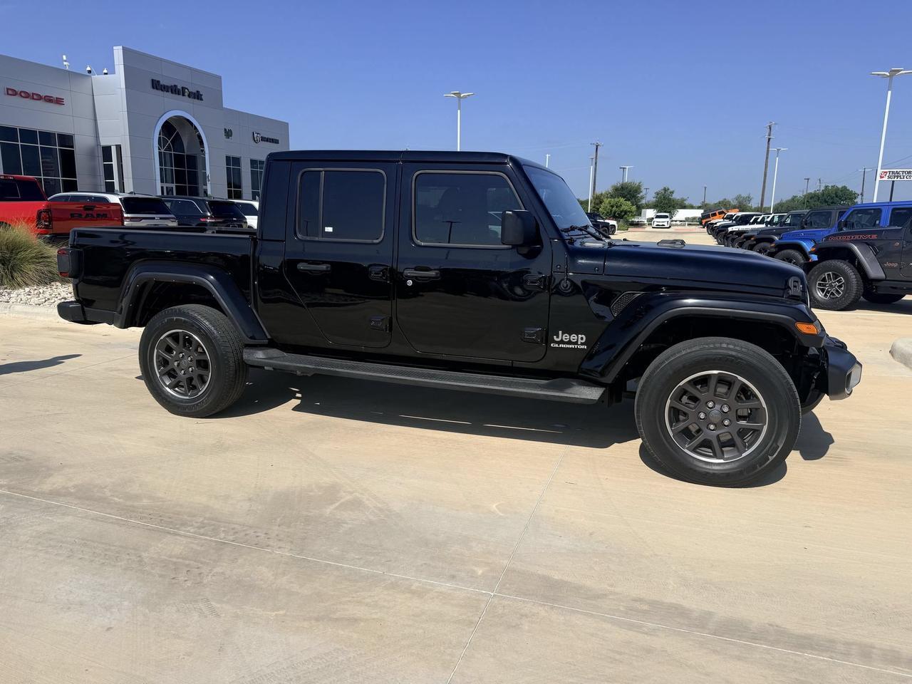 2022 Jeep Gladiator Overland